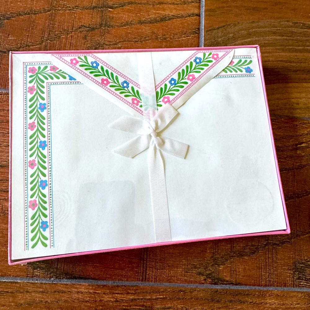 New vintage stationary